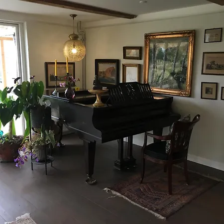 Bed and Breakfast Horhaven 3*